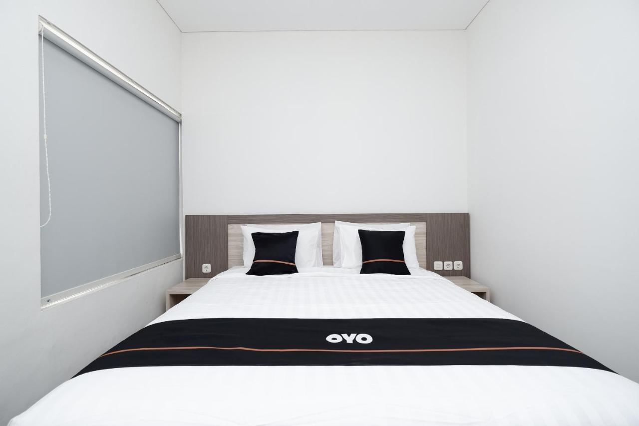Solo Oyo 2298杰布雷斯伊斯兰之家旅馆酒店 外观 照片